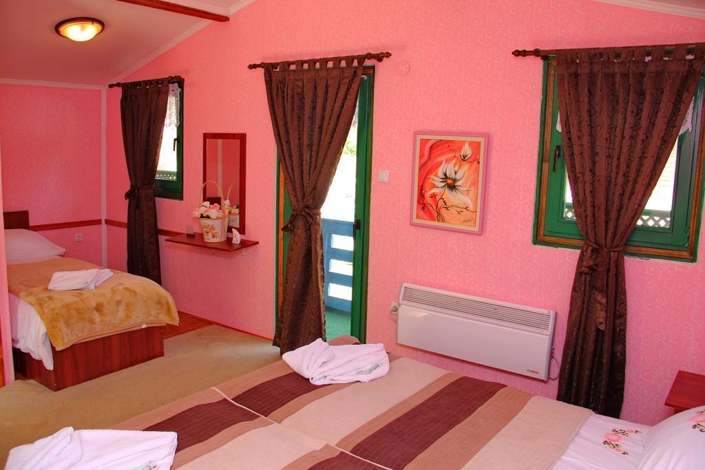 Eco Village Raj U Raju Konjic Exterior photo