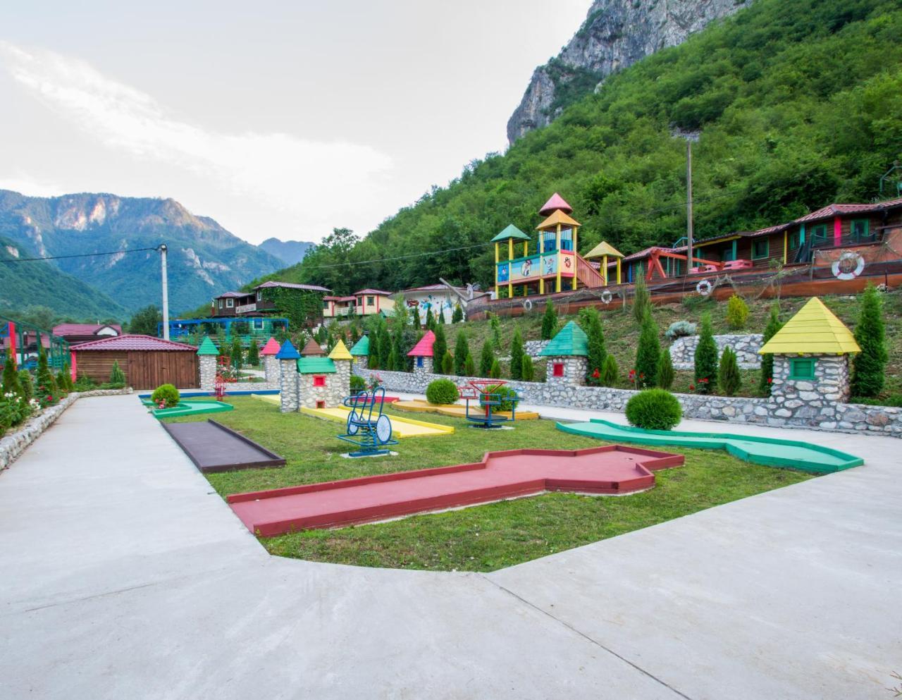 Eco Village Raj U Raju Konjic Exterior photo