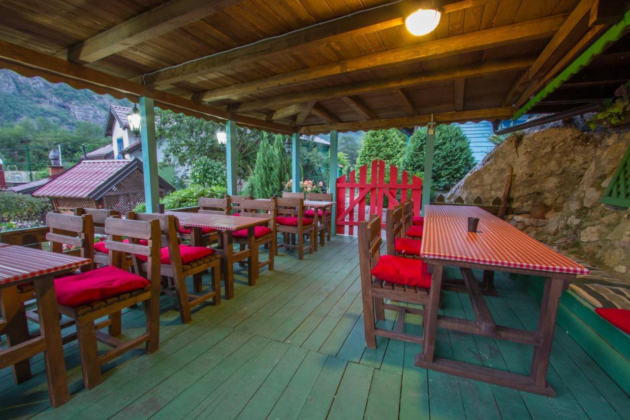 Eco Village Raj U Raju Konjic Exterior photo