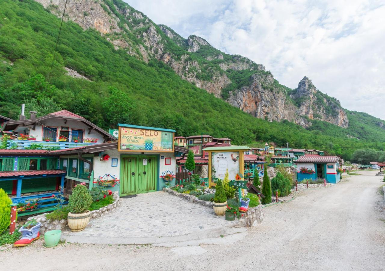 Eco Village Raj U Raju Konjic Exterior photo